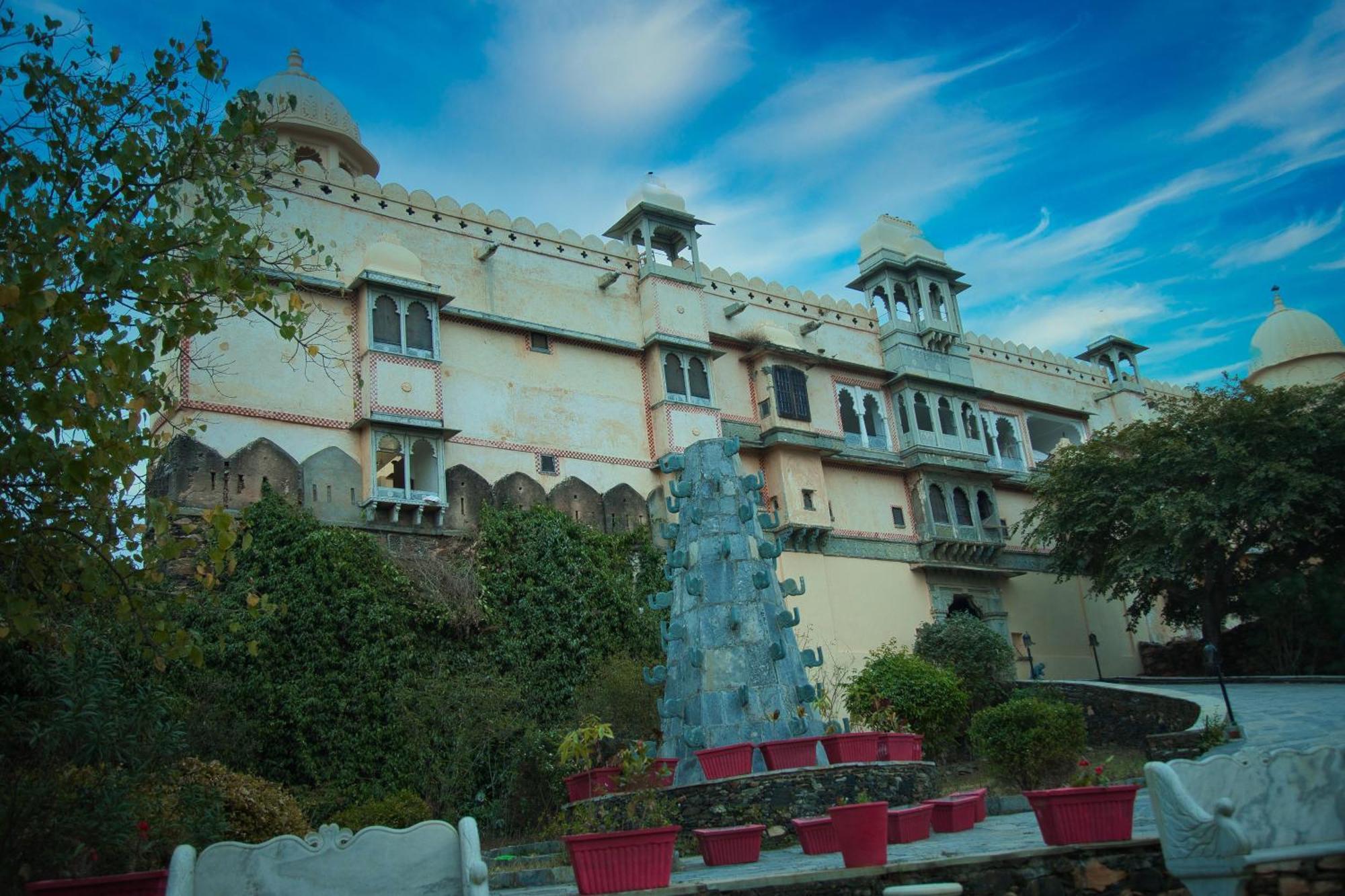 The Fern Bambora Fort, Bambora, Udaipur Luaran gambar