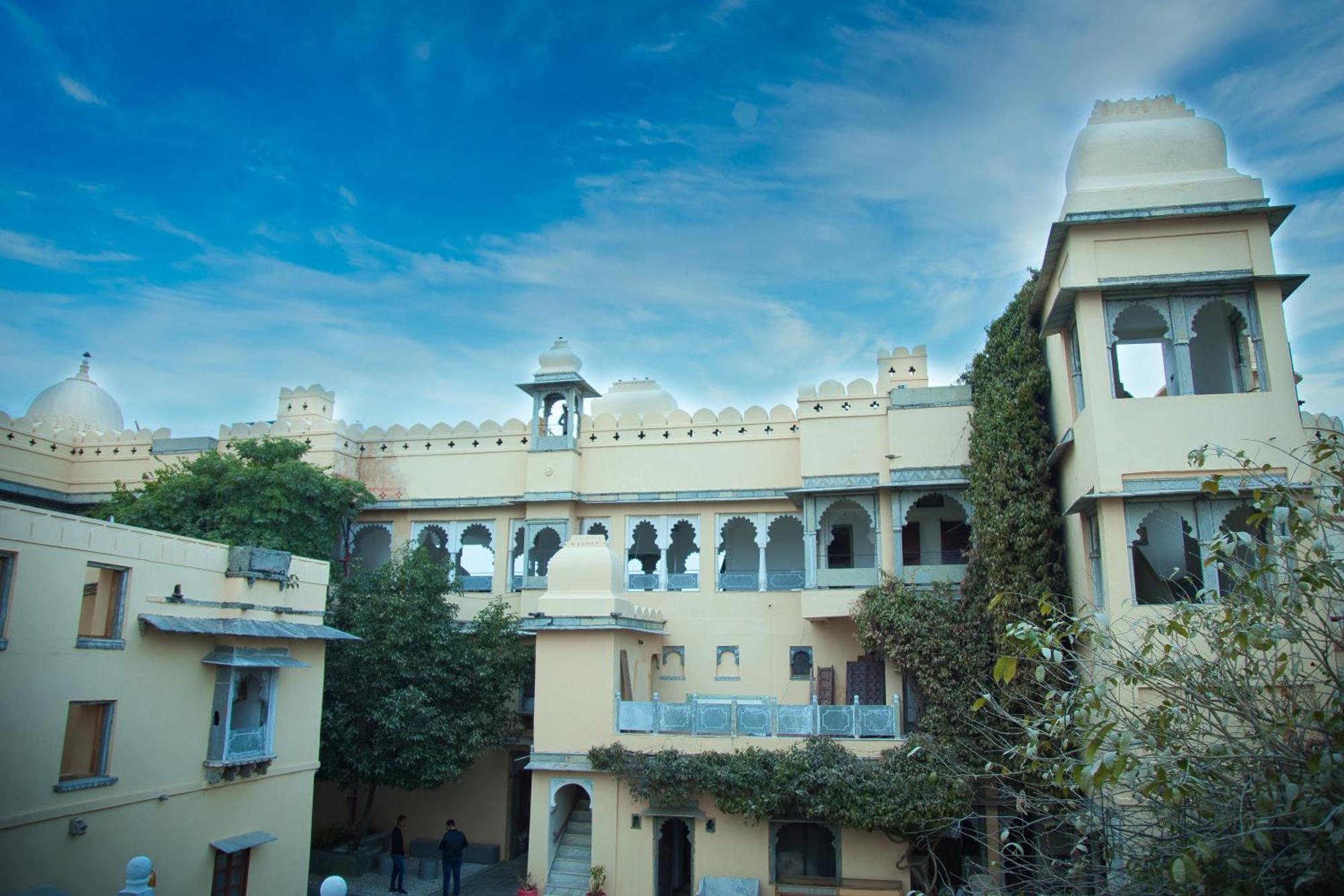 The Fern Bambora Fort, Bambora, Udaipur Luaran gambar