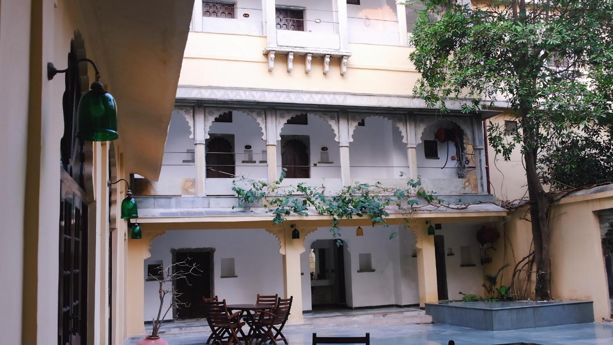 The Fern Bambora Fort, Bambora, Udaipur Luaran gambar