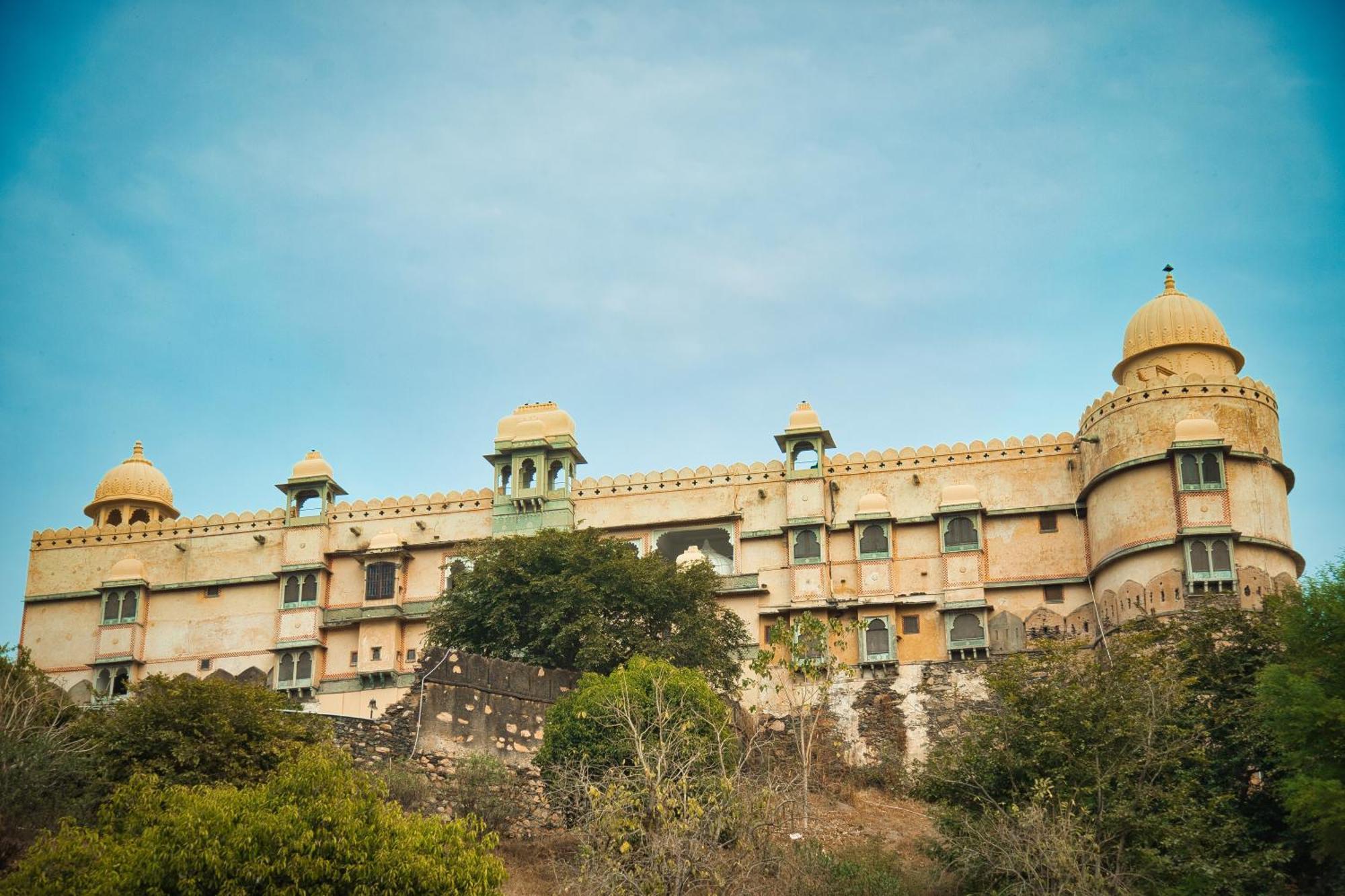 The Fern Bambora Fort, Bambora, Udaipur Luaran gambar